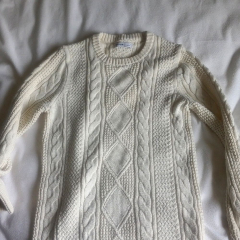 White Cable-knit Sweater
